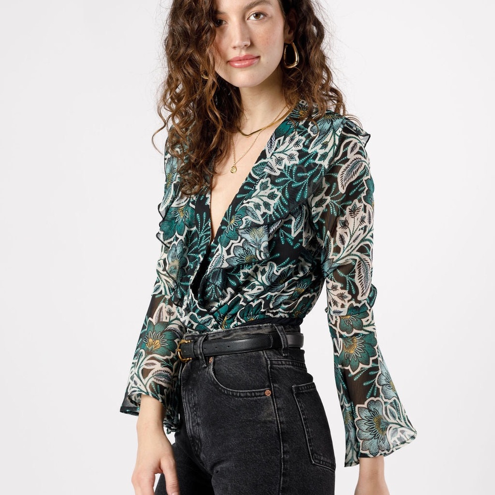 BAND OF THE FREE -by FREE PEOPLE Medium Emerald Floral Bodysuit Cross NEW $89